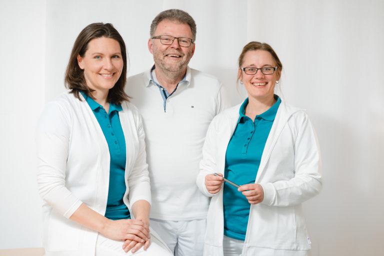 Lisa Noack mit Dr. Julia Born und Matthias Leniger